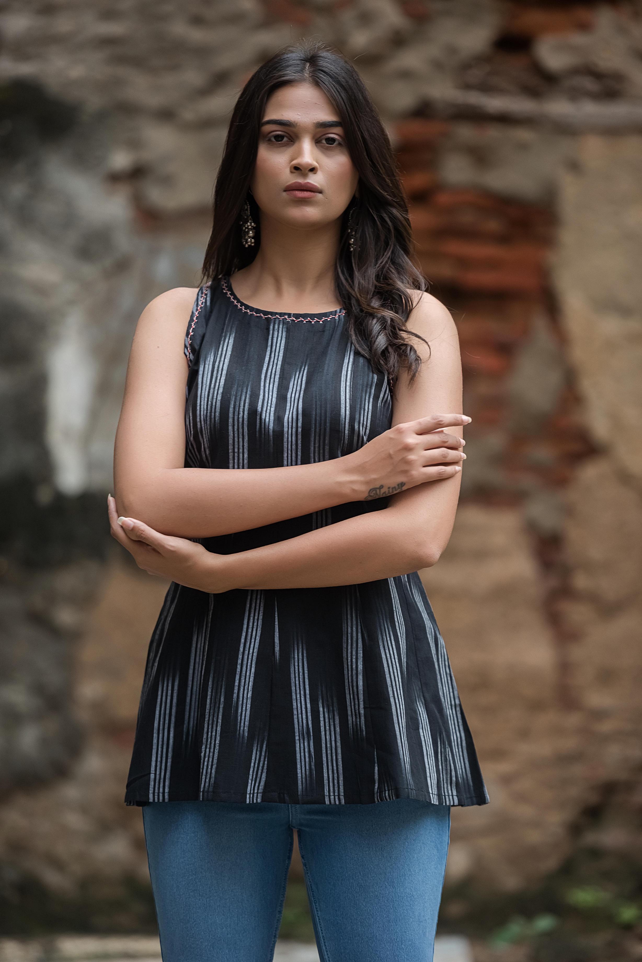 Black Colour 12 Kali haulter Short Kurti