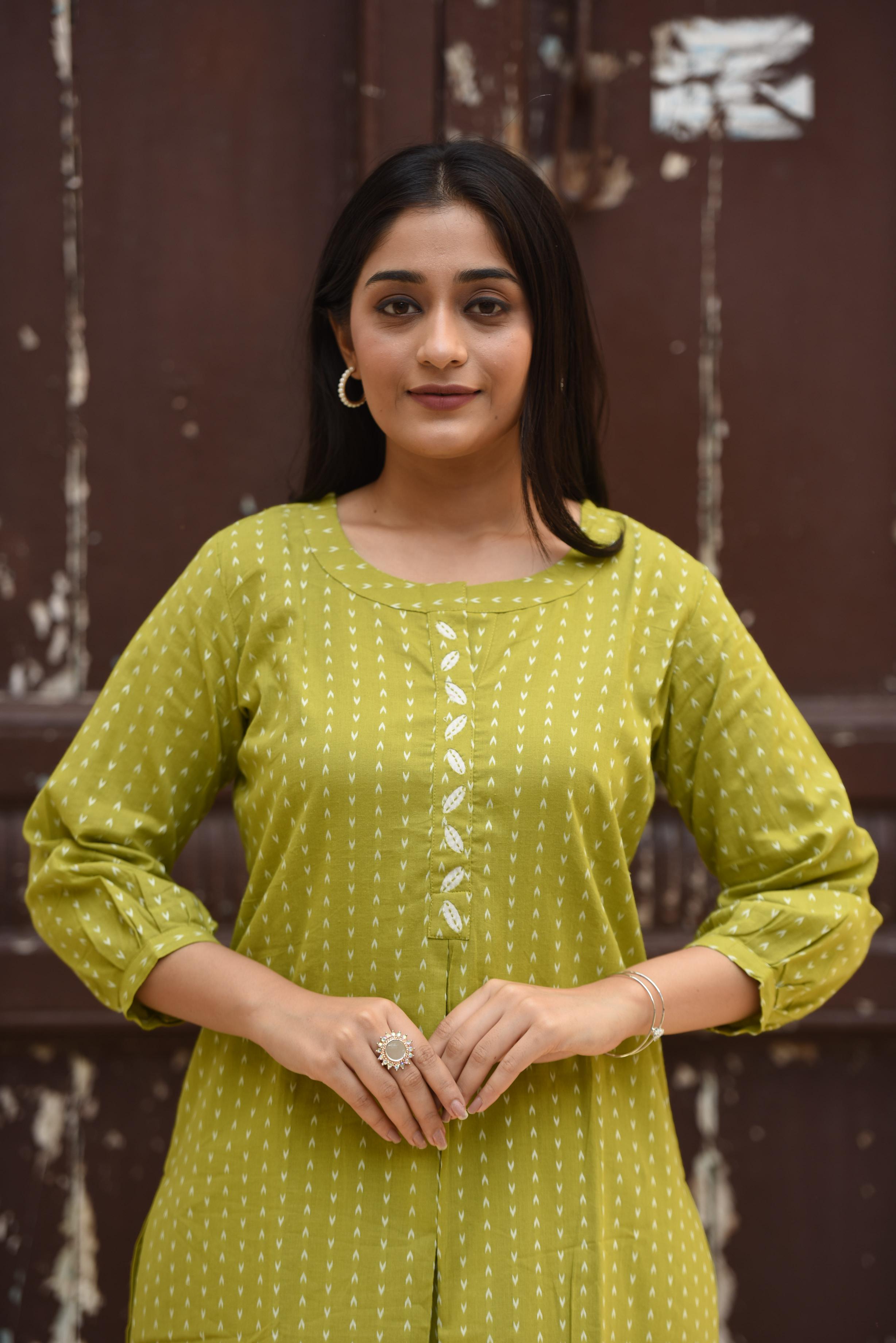 Parrot Green Cotton Dobby Front Box-pleat Kurti And Palazzo