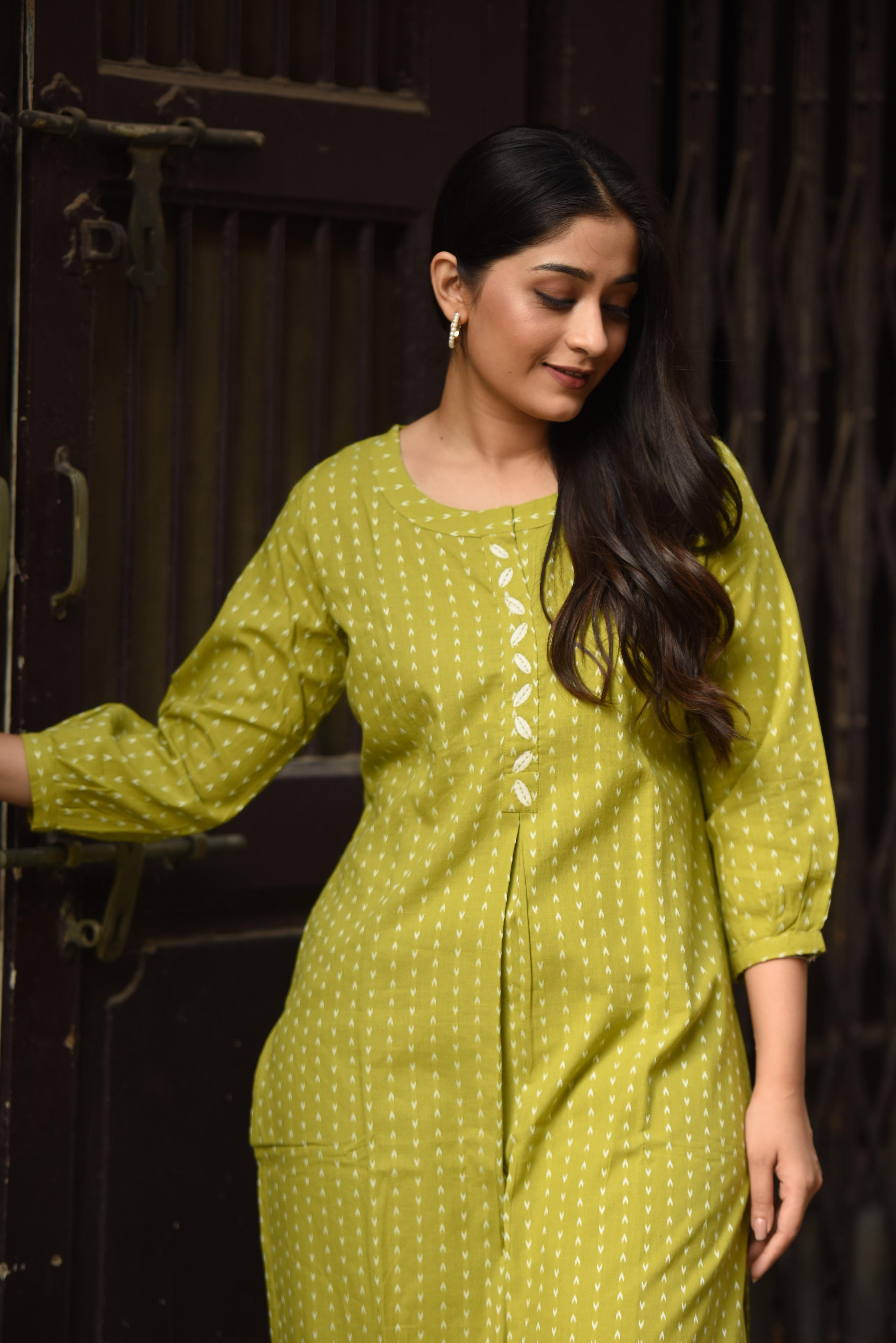 Parrot Green Cotton Dobby Front Box-pleat Kurti And Palazzo