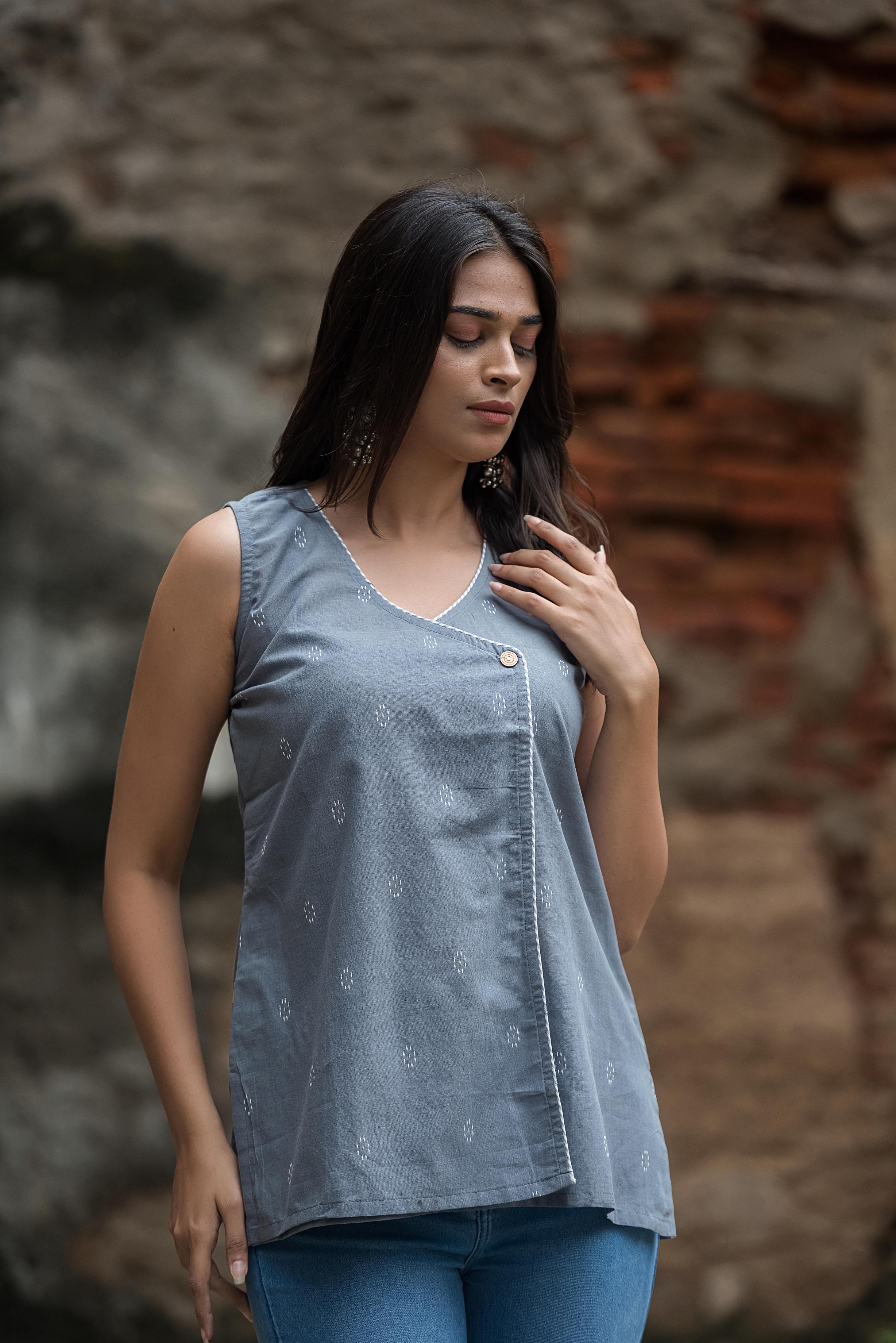 Light Grey Cotton Dobby Sleeveless Overlap Short Top