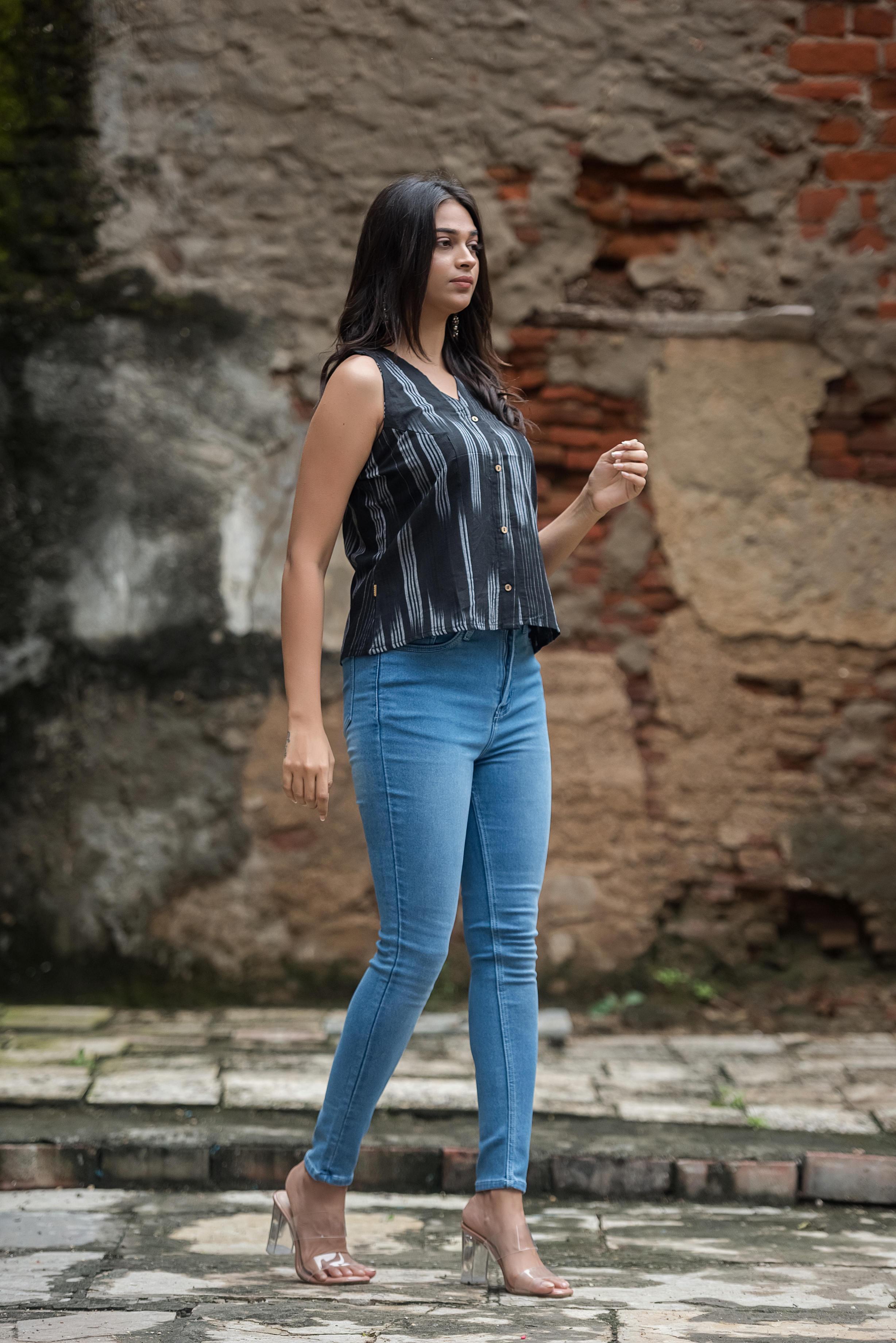 Jet Black Ikkat Haulter Front-Open Crop top