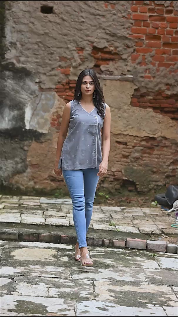 Light Grey Cotton Dobby Sleeveless Overlap Short Top